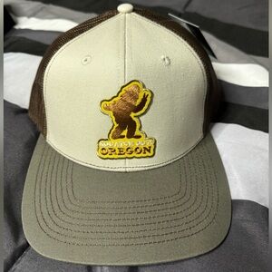 Little Bay Root Squatch Out Hat